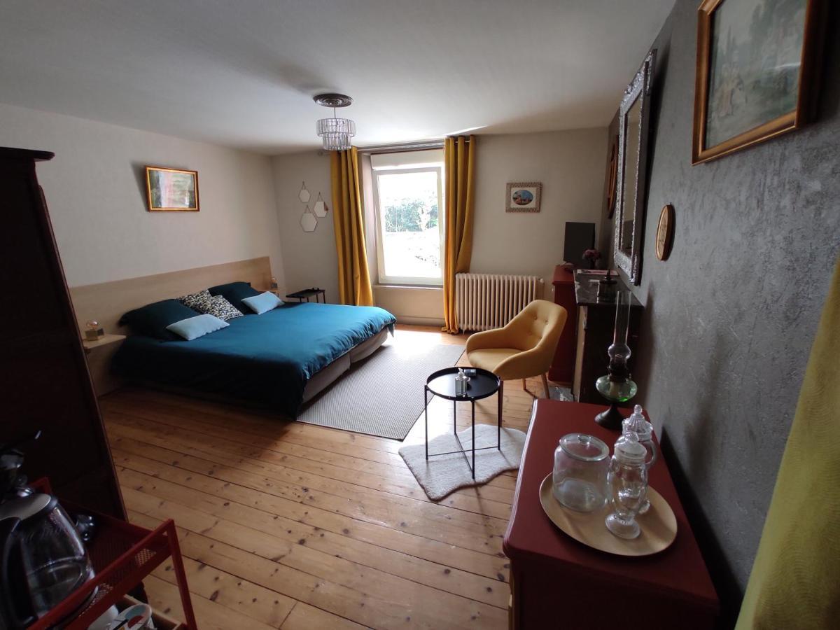 Aux Trois Palmiers Bed and Breakfast Σαιν-Μπριέκ Εξωτερικό φωτογραφία