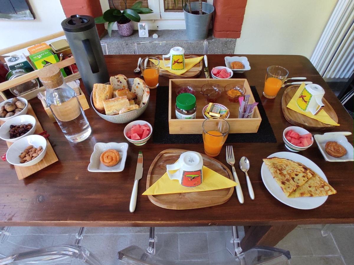 Aux Trois Palmiers Bed and Breakfast Σαιν-Μπριέκ Εξωτερικό φωτογραφία